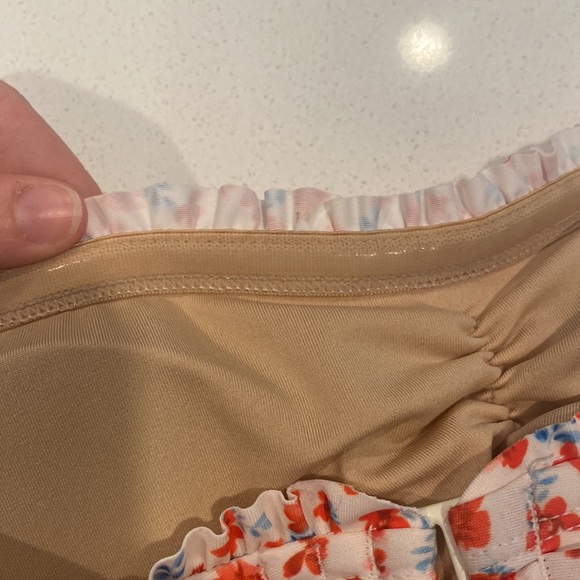 Large Bikini top with removable straps - Picture 4 of 4